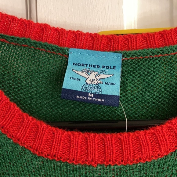 NWT ‘Subpar Giftgiver’ funny holiday sweater - Picture 3 of 4